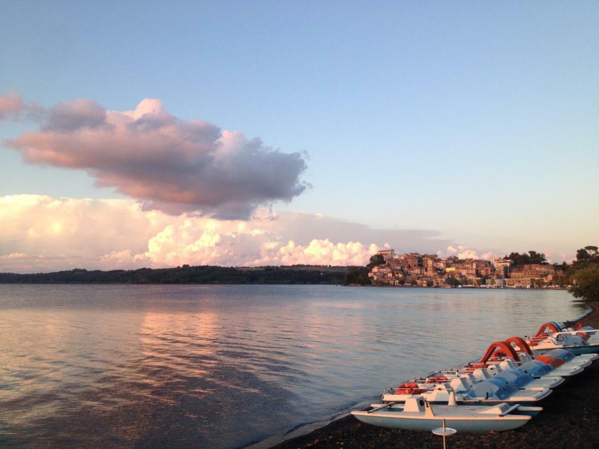 Al Vicolo Dei Pescatori Bed & Breakfast Anguillara Sabazia Exterior foto