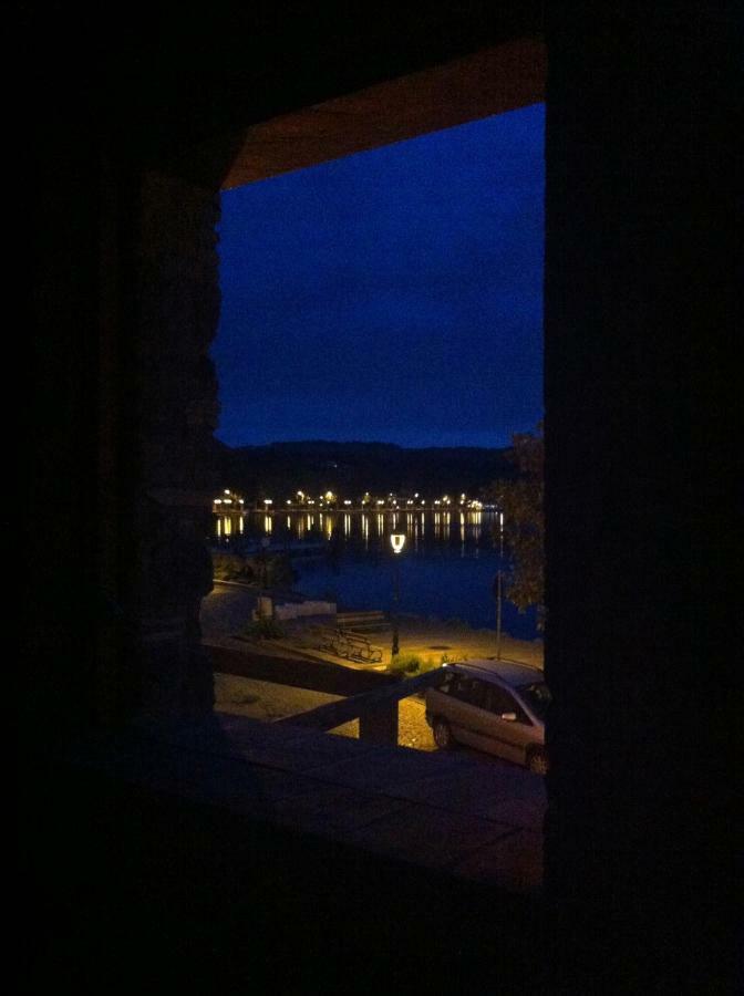 Al Vicolo Dei Pescatori Bed & Breakfast Anguillara Sabazia Exterior foto